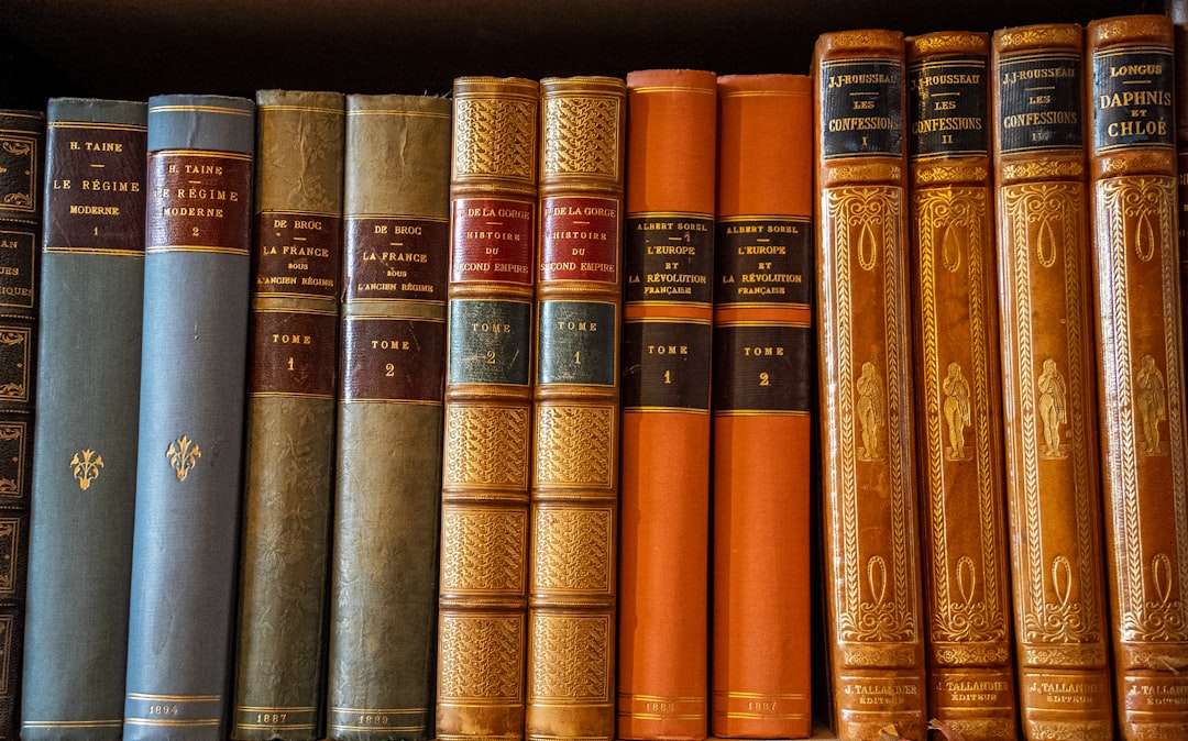 photo-1680473638815-4a5220a99fd7